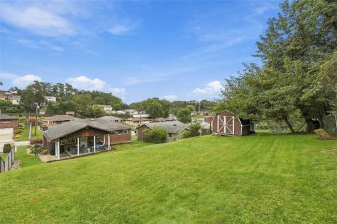 560 Semple Drive North Huntingdon PA 15642