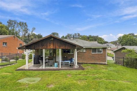 560 Semple Drive North Huntingdon PA 15642