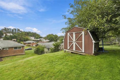 560 Semple Drive North Huntingdon PA 15642