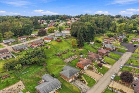560 Semple Drive North Huntingdon PA 15642