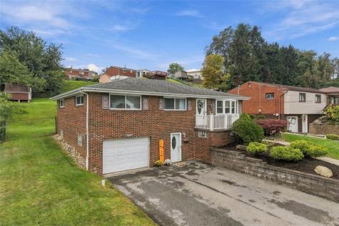 560 Semple Drive North Huntingdon PA 15642