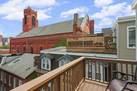 509 Avery Street East Allegheny PA 15212