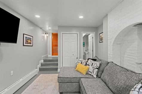 509 Avery Street East Allegheny PA 15212