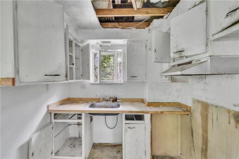 1524 Marie Street Wilkinsburg PA 15221