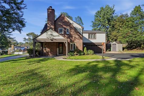 1806 Vollmer Drive Shaler PA 15116