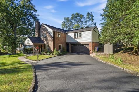1806 Vollmer Drive Shaler PA 15116