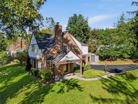1806 Vollmer Drive Shaler PA 15116