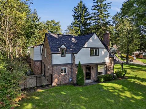 1806 Vollmer Drive Shaler PA 15116