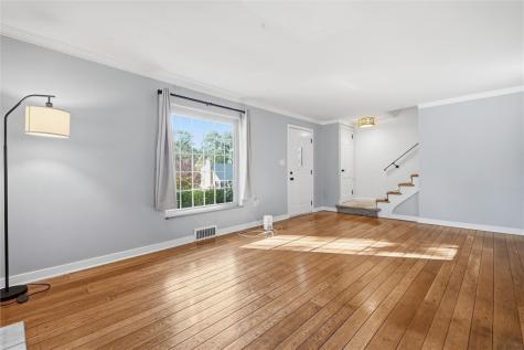 1806 Vollmer Drive Shaler PA 15116