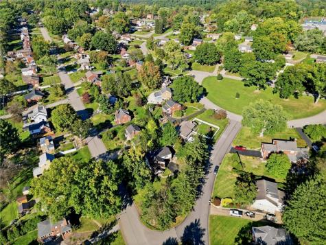 1806 Vollmer Drive Shaler PA 15116