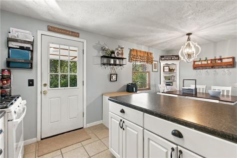3098 Countryside Drive Shaler PA 15101