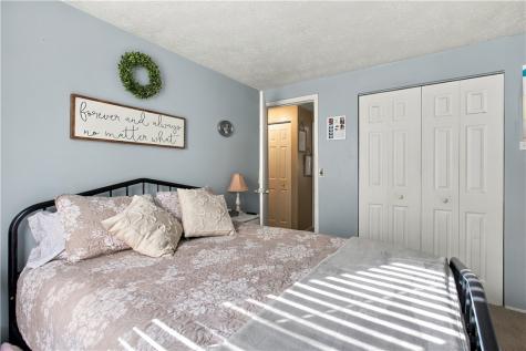 3098 Countryside Drive Shaler PA 15101