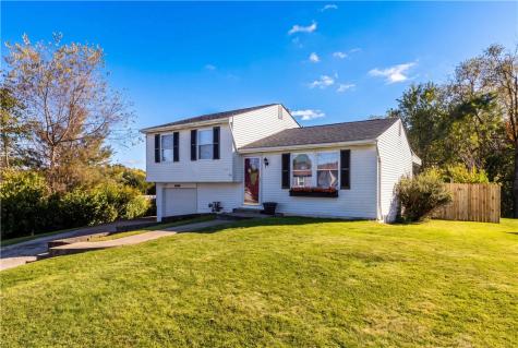 3098 Countryside Drive Shaler PA 15101