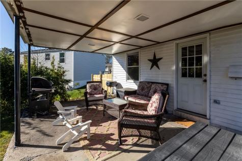 3098 Countryside Drive Shaler PA 15101