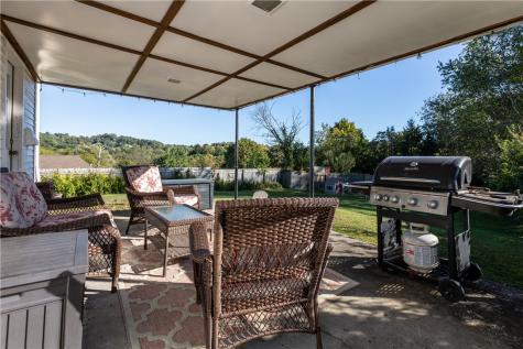 3098 Countryside Drive Shaler PA 15101