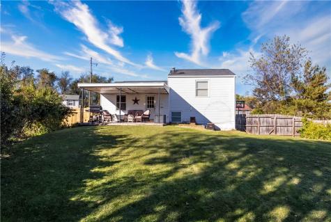 3098 Countryside Drive Shaler PA 15101