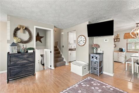 3098 Countryside Drive Shaler PA 15101