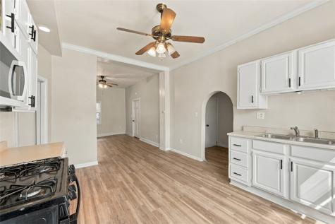 531 Chautauqua Street Perry Hilltop PA 15214