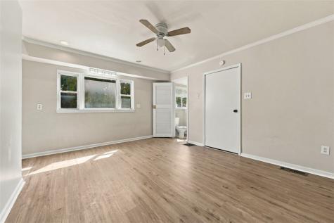 531 Chautauqua Street Perry Hilltop PA 15214
