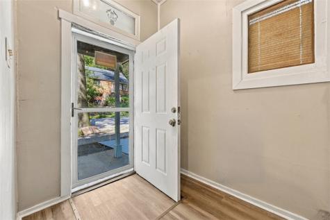 531 Chautauqua Street Perry Hilltop PA 15214