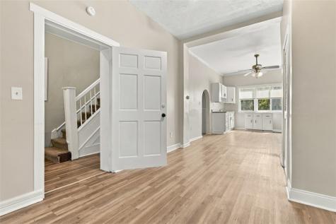 531 Chautauqua Street Perry Hilltop PA 15214
