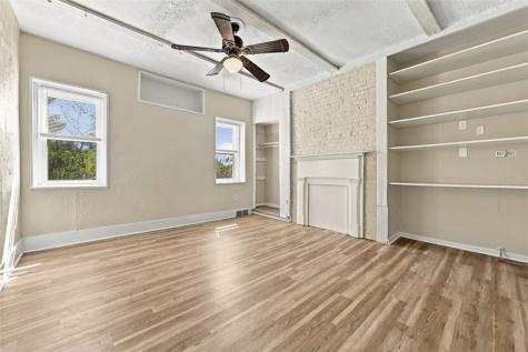 531 Chautauqua Street Perry Hilltop PA 15214