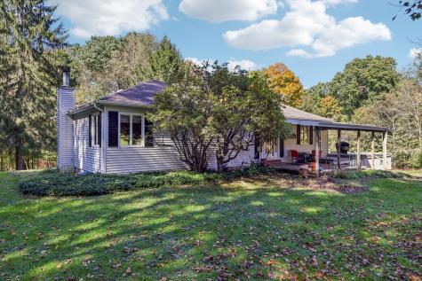 34 Glasgow Road West Deer PA 15044