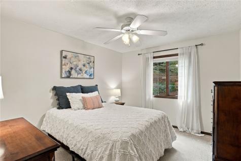 1213 Country Oak Drive Marshall PA 15090