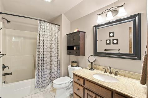 1213 Country Oak Drive Marshall PA 15090