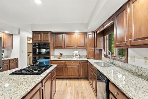 1213 Country Oak Drive Marshall PA 15090