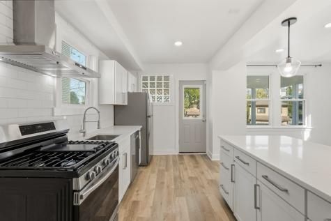 2435 Perry Street Munhall PA 15219