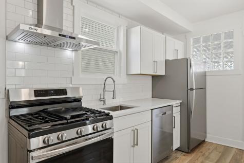 2435 Perry Street Munhall PA 15219