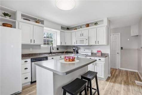 164 W Pittsburgh Street Delmont PA 15626