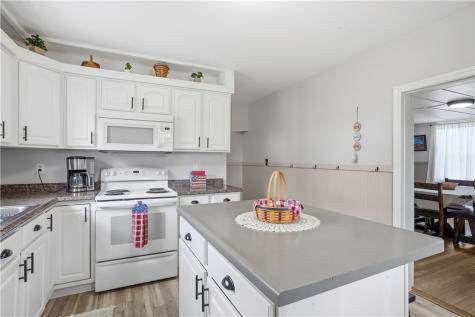 164 W Pittsburgh Street Delmont PA 15626