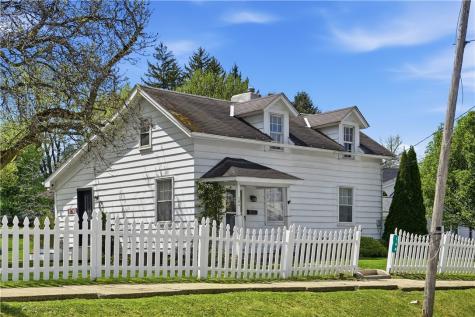 164 W Pittsburgh Street Delmont PA 15626