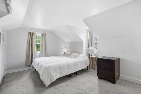 164 W Pittsburgh Street Delmont PA 15626