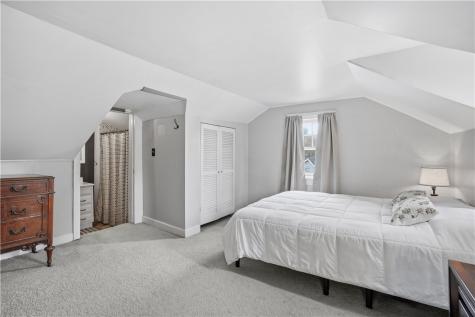 164 W Pittsburgh Street Delmont PA 15626