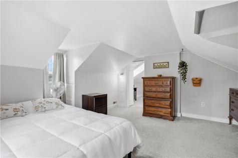 164 W Pittsburgh Street Delmont PA 15626