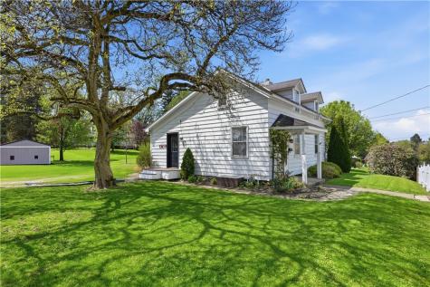 164 W Pittsburgh Street Delmont PA 15626