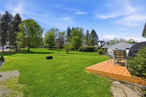 164 W Pittsburgh Street Delmont PA 15626