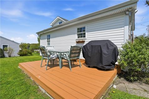 164 W Pittsburgh Street Delmont PA 15626