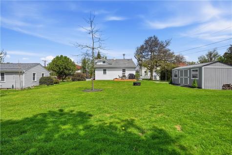 164 W Pittsburgh Street Delmont PA 15626