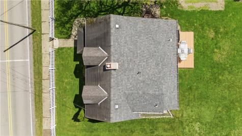 164 W Pittsburgh Street Delmont PA 15626
