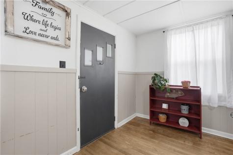 164 W Pittsburgh Street Delmont PA 15626