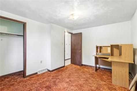 1638 Hancock Avenue Oklahoma Boro PA 15613
