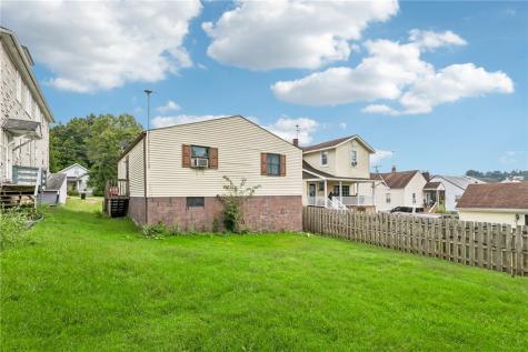 1638 Hancock Avenue Oklahoma Boro PA 15613