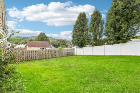 1638 Hancock Avenue Oklahoma Boro PA 15613