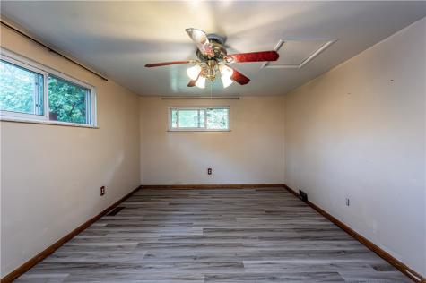 486 Woodlawn Hempfield Township PA 15644