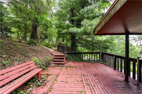 486 Woodlawn Hempfield Township PA 15644
