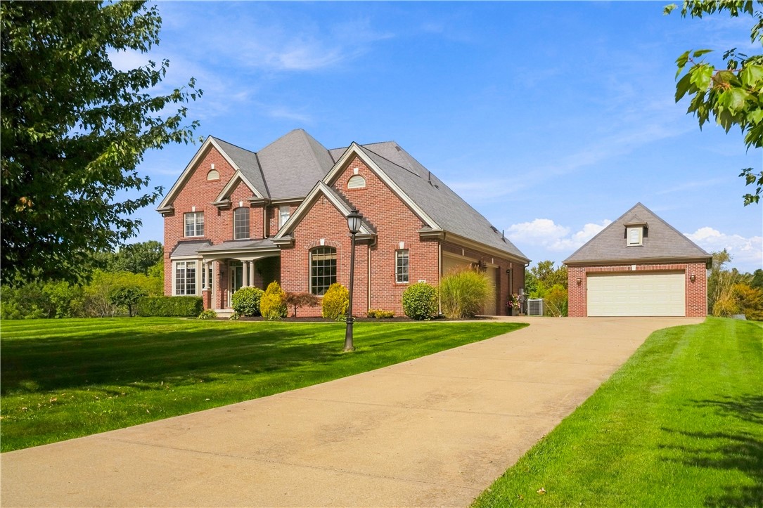 107 Hibernia Drive Lancaster Township PA 16037